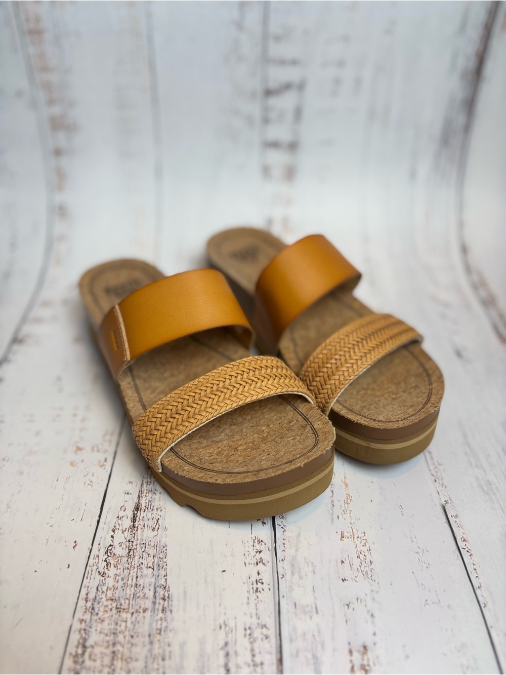 Reef Women’s Mustard Tan Slide Sandals
